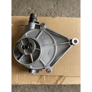 BMW N20 ENGINE VACUUMPUMP F10 F30 11667622380