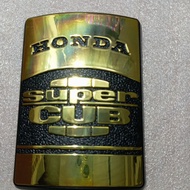 Cub 82 golden mask