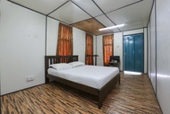 斯波特昂 90012塞拉納別墅度假村&棉蘭烤魚 (SPOT ON 90012 Cerana Villa Resort & Medan Ikan Bakar)