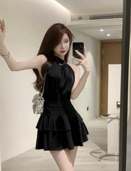 et Áo Yếm Hở Vai Sát Nách Phối Chân Váy Lụa Bèo Tầng Sang Chảnh Style Hàn Quốc Nhẹ Nhàng 2 Tone Màu