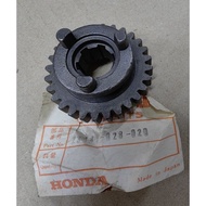 Honda S90 CS90 CL90 Gear 2nd NOS 23441-028-020 * Original Japan* #109