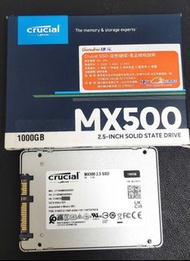極新81小時美光MX500 1TB SSD保固至2026年