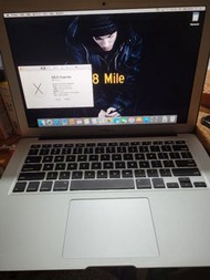中古MacBook air i5 , 13吋 mid 2012