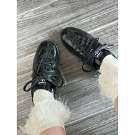 [Selected Pure Original Agent Direct Supply] adidas Originals Gazelle INdoor Clover Low-Top Sneakers