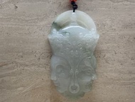 A貨翡翠白底飄花‘一念之間’吊咀
