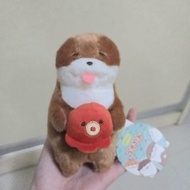 小水獺_抱八瓜魚毛公仔掛件 (Amufun/Amuse/正版授權)