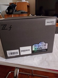近乎全新行货 Nikon Zf (銀色版）,有保養至2026年9月27日! 跟""兩粒原装Nikon电""，送Smallrig 手柄。Nikon 香港方網: Zf 银色正價為HK$17,070.- （