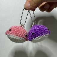 GANTUNGAN Crochet Whale Keychain - Amigurumi Crochet Whale Keychain - CoupleKeychain