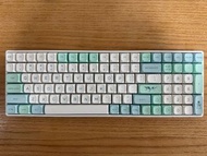 茶軸鍵盤 MK100 Mechanical keyboard