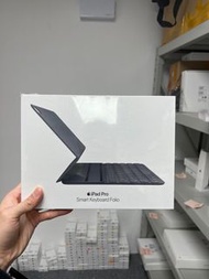 iPad Pro Smart Keyboard Folio 2018 MU8G2