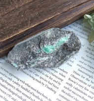 Emerald 雲南產地 祖母綠 螢石共生礦 天然礦石 原礦