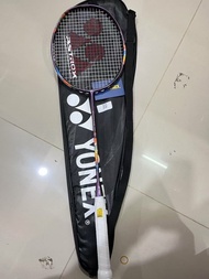 ไม้แบดมินตัน ASTROX 99 PRO WHITE 4U ไม้แบดมินตันคาร์บอนไฟเบอร์ 100% ไม้แบต 28 ปอนด์สำหรับการฝึกอบรมม