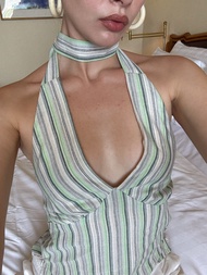 QaiQai Pattern- V neck Halter Top เสื้อผูกคอ พันคอได้ ด้านหลังมียางยืด