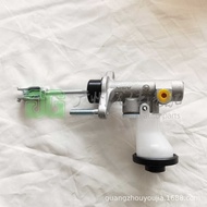 Land Patrol FZJ80 Car Clutch Master Cylinder 31410-60350 31410-60550