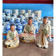 Confucius statue, Confucius statue reading a book in Bat Trang ancient cracked enamel