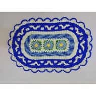 8023 Alas Meja Crochet