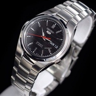 นาฬิกา SEIKO 5 Automatic รุ่น SNK607K1 นาฬิกาผู้ชาย สายสแตนเลส หน้าปัดดำ  - มั่นใจ ของแท้ 100% ประกันสินค้า 1 ปีเต็ม