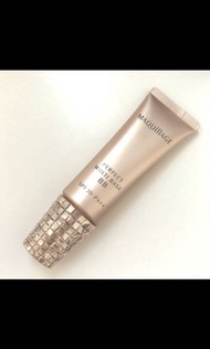 SHISEIDO MAQUILLAGE - PERFECT MULTI BASE BB