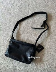 Yohji Yamamoto Discord  山本耀司黑武士牛皮斜跨跑單肩包