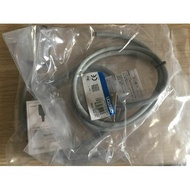 Omron D4C-3202 Limit Switch D4C3202 One New Free Shipping