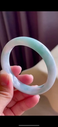 冰種 天然翡翠 緬甸 A玉 玉鐲 • 糯冰種翡翠福鐲