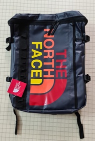 Balo chống nước Fuse Box The North Face có ngăn đựng laptop