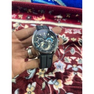 Jam Chronograph Berjenama