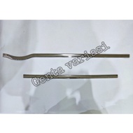 List Kaca Belakang Chrome Avanza Lama Vvti 2005 - 2010