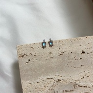 玻璃體月光石純銀耳針