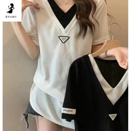 上衣 女 百搭 大碼 顯瘦 V-neck top for women 夏季300斤特大码中长款宽松假两件拼接百搭V领短袖T恤上衣女 Summer 150kg Extra Large Size Mid-