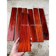 KAYU MERAH Red regasus wood 50 x 7 x 1 cm full galih