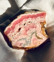 阿根廷紅紋石水晶 小球型晶球 晶洞 原石 精品 水晶 擺設