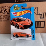 Hotwheels Lamborghini Veneno Orange