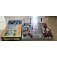 SA Traffic Education Compass Set (Magnet) M huy Company.