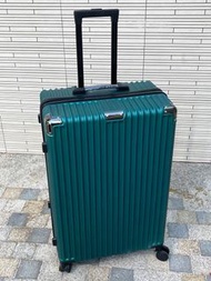 全新🔥特價 30寸超大行李箱🧳30吋行李喼，綠色時尚潮流行李箱，30寸超大行李箱，30‘’ inch luggage