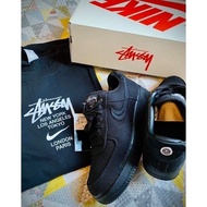 AF1 Good All Black Sneakers