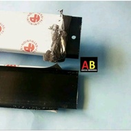 Lis U Aluminium 1.2cm x 5cm x 1.2cm Black Panjang 199.5cm [PROMO]