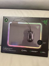 Razer Firefly V2 RGB 遊戲滑鼠墊