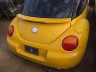 福斯 VW BEETLE 金龜車零件車報廢車拆賣 後視鏡儀表板鋁圈方向盤保桿尾燈引擎蓋大燈座椅發電機壓縮機音響冷氣