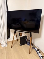 實木可移動電視架(電視49-90吋) Movable wooden TV stand (49-90 inch TV)
