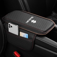 กล่องที่เท้าแขนในรถแผ่นเพิ่มความสูงที่พักแขนตรงกลางกันลื่นฝาครอบกล่องเหมาะสำหรับ Suzuki Jimny Ciaz E