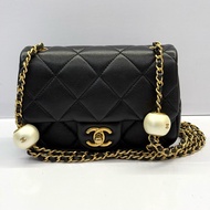 CHANEL 香奈兒 黑色菱格紋羊皮Mini PEARL CRUSH 18CM RFID