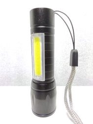 超強光 變焦 USB充電 小型手電筒
