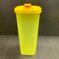Tupperware 2L Bottle / Fridge Water Bottle Yellow Limited Unit - 1pc