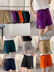 New！（回饋價）夏季新款The North Face刺繡logo情侶裝經典多色休閒運動速乾短褲出爐啦！共7色4碼。功能性冷感親膚舒適，吸汗速乾透氣，3D立體cutting，修飾曲線拉長比例，經典百搭