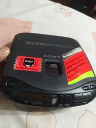 SONY Discman ESP MEGA BASS D-232 CD機 随身CD播放機 Made in japan  新淨，保留原裝貼紙