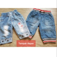 Preloved Girls jeans 1y 2y 3y little M