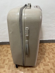 30吋行李箱