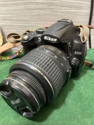 Nikon D5000