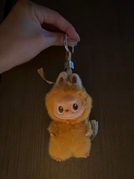 labubu 正品迷你公仔